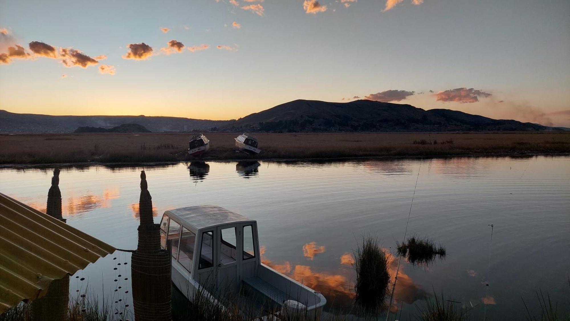 Uros Lodge Peru Puno Ngoại thất bức ảnh
