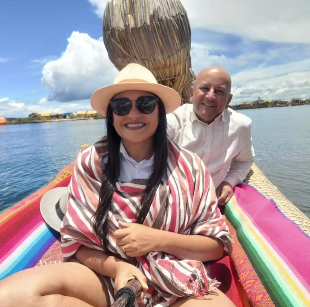 Uros Lodge Peru Puno Ngoại thất bức ảnh