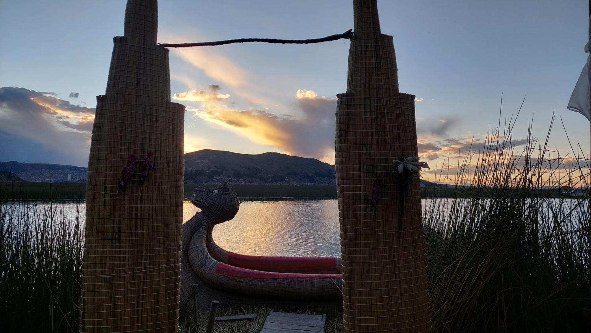Uros Lodge Peru Puno Ngoại thất bức ảnh